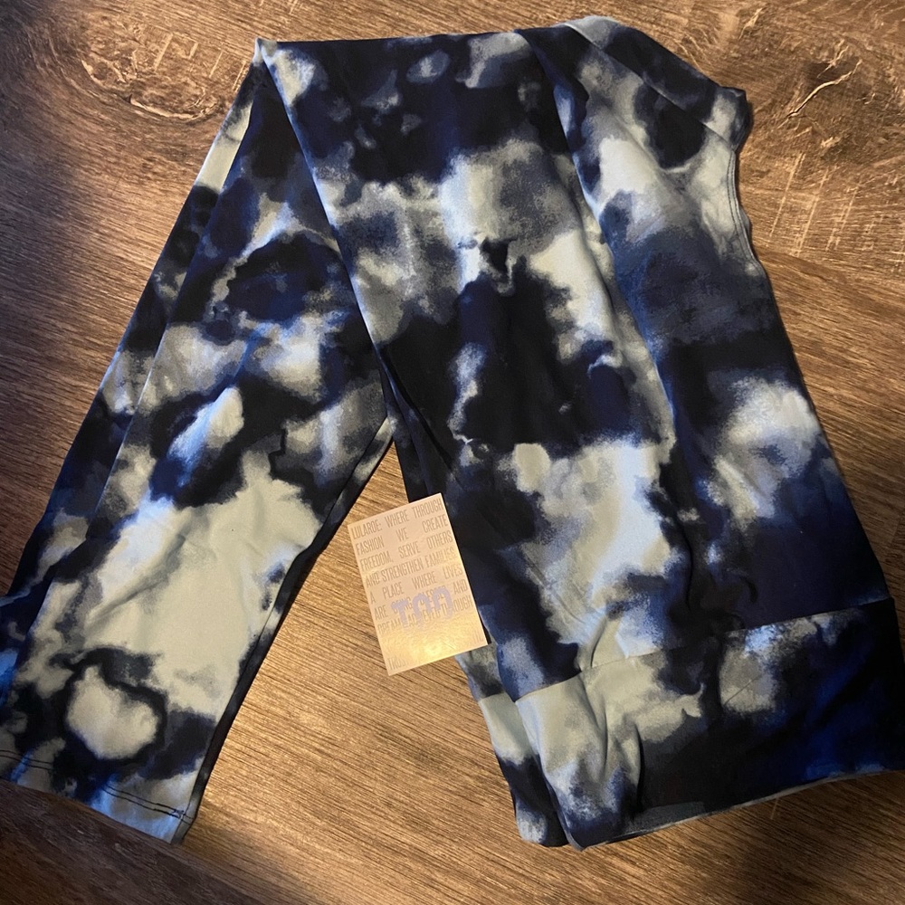 Lularoe tc2 leggings new with tag tie dye blues